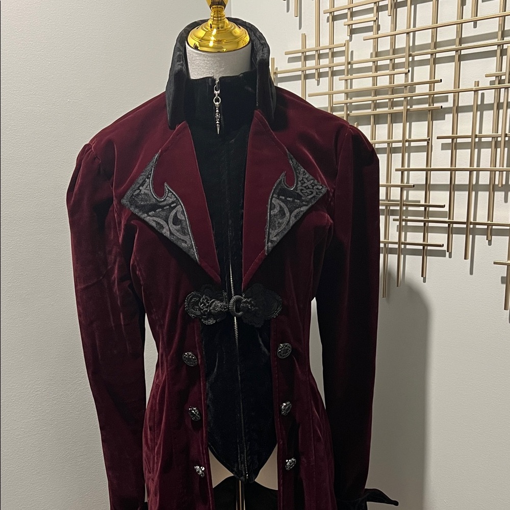 Luxurious Velvet Women's Blazer in Deep Burgundy - Picture 2 of 10